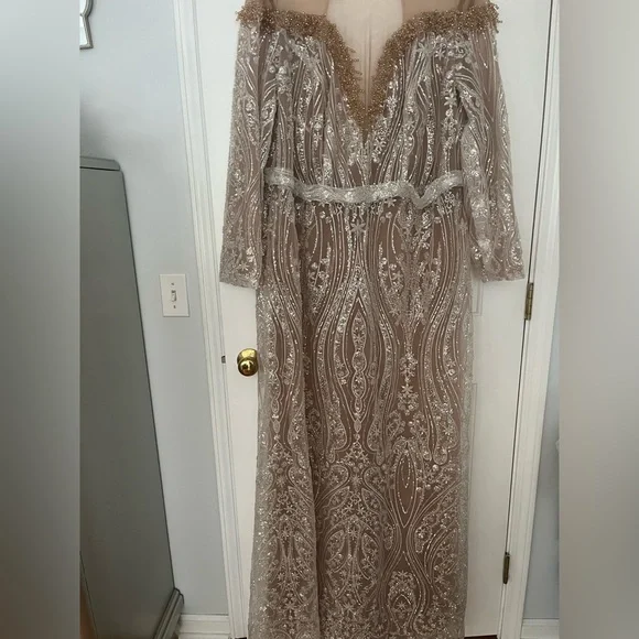 Dresses | Womens Size 22 Sequin Gold Dress | Poshmark